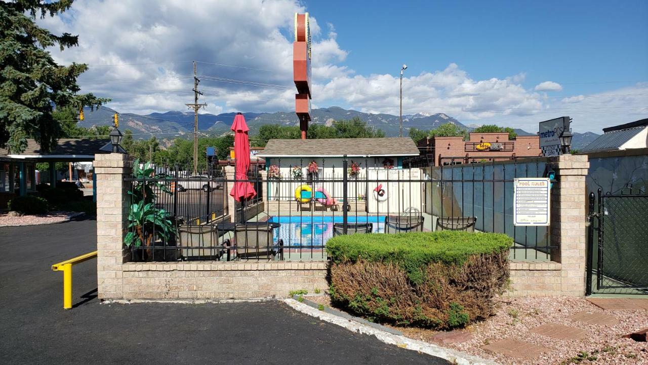 Motel Circle S Colorado Springs Exterior foto